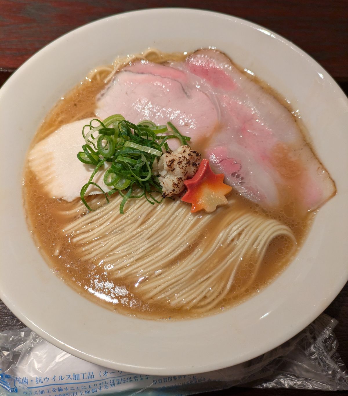 らくらひとしなの真鯛清湯そば
