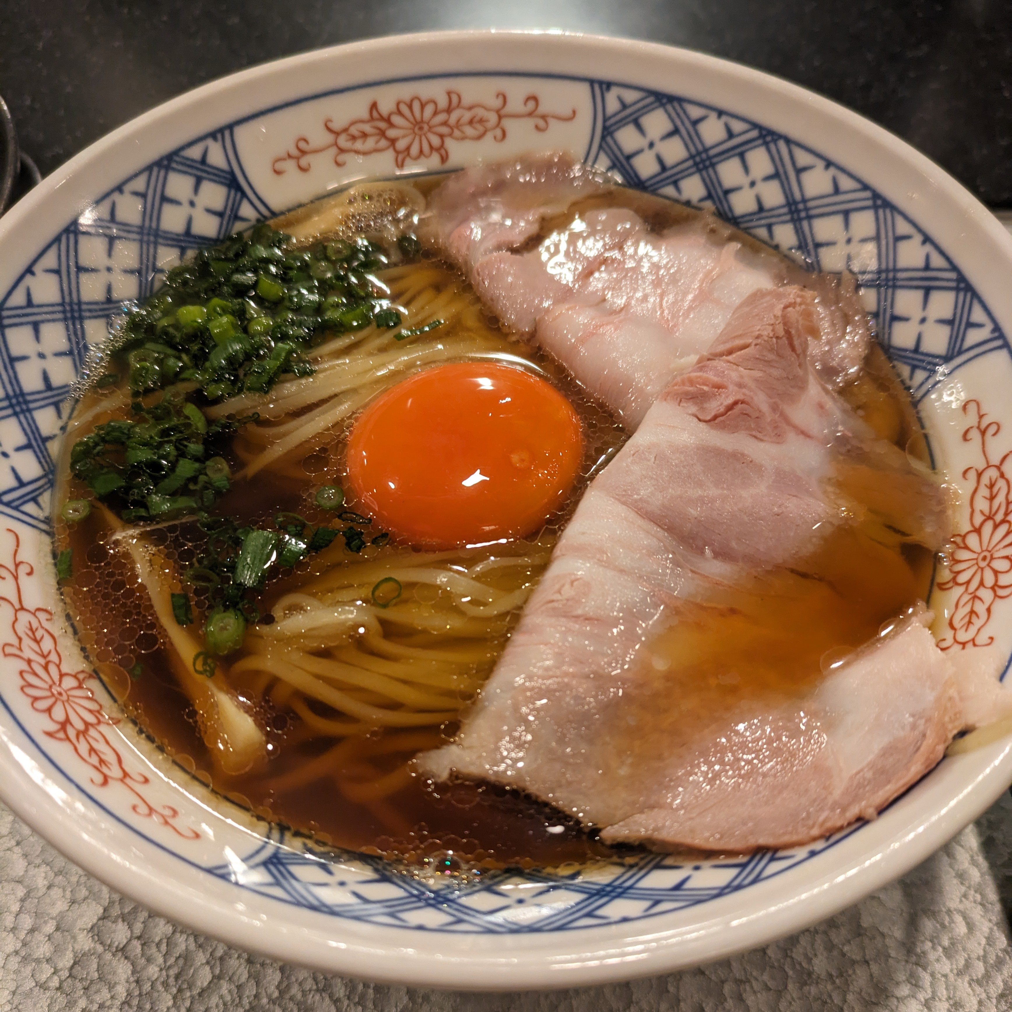 座銀の地鶏醤油そば
